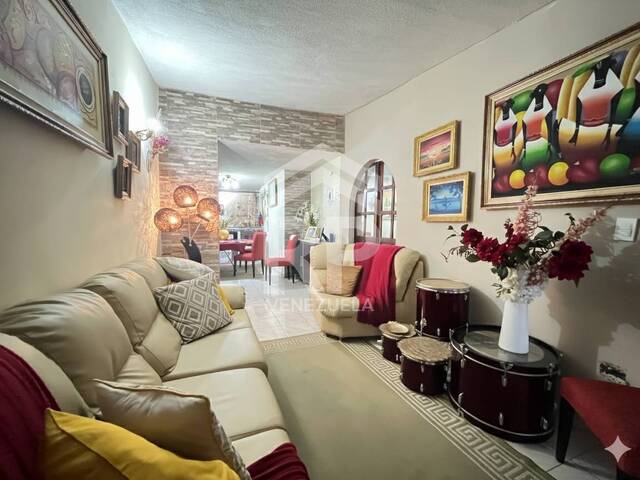 Casa para Venta en Punto Fijo - 5