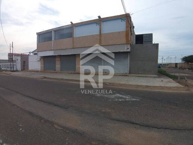 Galpón para Venta en Punto Fijo - 2