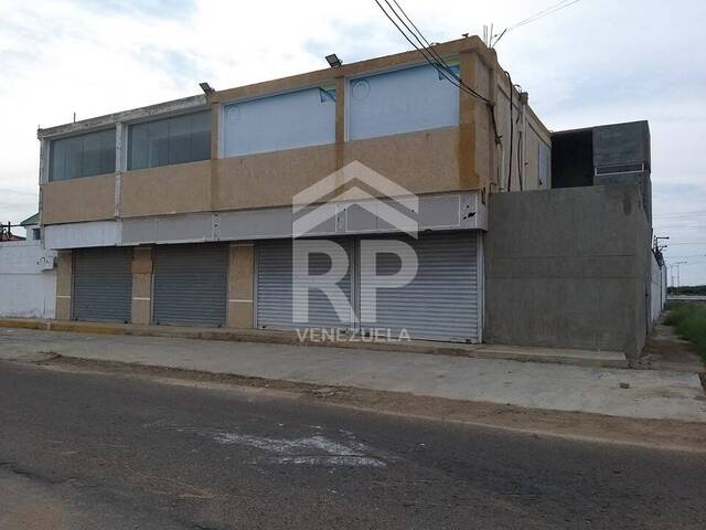 Galpón para Venta en Punto Fijo - 3