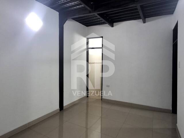 #CRL-024 - Oficina para Alquiler en Barquisimeto - K