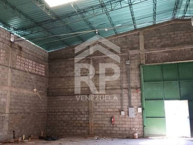 #RVG-001 - Galpón para Alquiler en Maracaibo - V