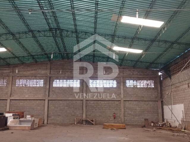 #RVG-001 - Galpón para Alquiler en Maracaibo - V