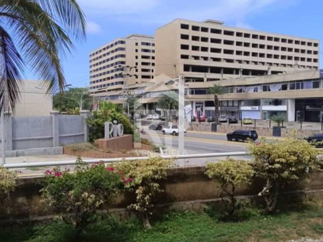 #SME-017 - Hotel para Venta en Pampatar - O