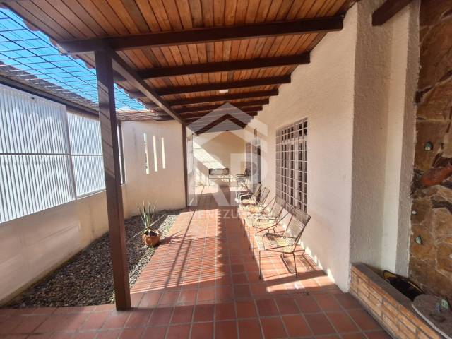 #CRC-033 - Casa para Venta en Barquisimeto - K