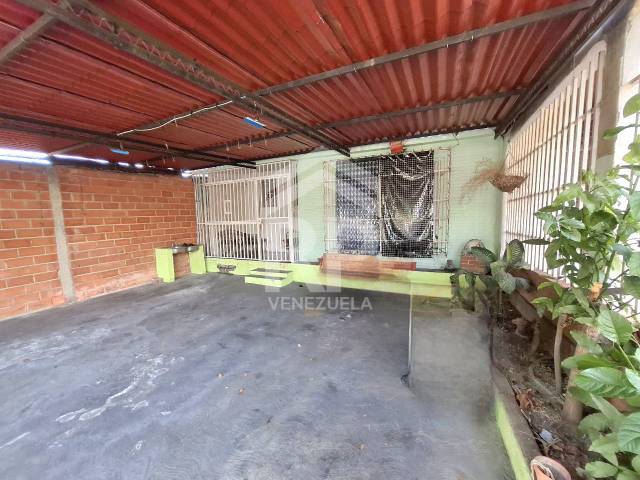 #CRC-034 - Casa para Venta en Barquisimeto - K