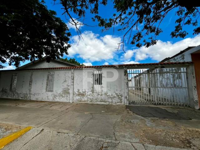 Venta en Centro - Punto Fijo