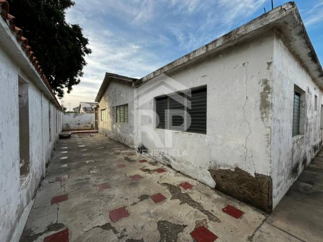 Casa para Venta en Punto Fijo - 3