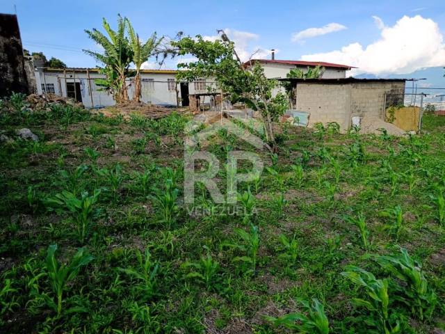 #SCC-002 - Casa para Venta en San Cristóbal - S