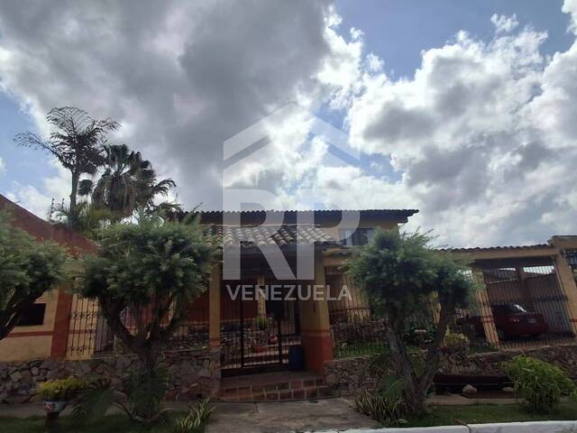 #CRC-039 - Casa para Venta en Barquisimeto - K