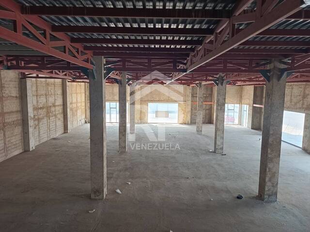 Edificio comercial para Venta en Punto Fijo - 5
