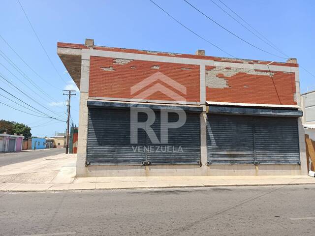 Edificio comercial para Venta en Punto Fijo - 3