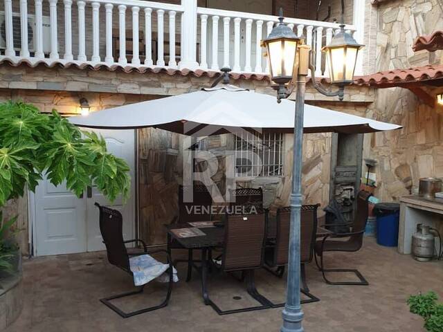 #SMC-002 - Casa para Venta en Porlamar - O