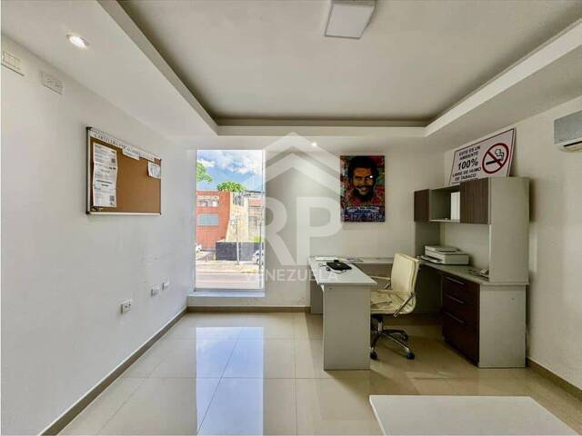 Edificio para Venta en Caracas - 4