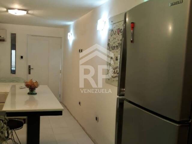 #PLA-035 - Apartaestudio para Alquiler en Maracaibo - V