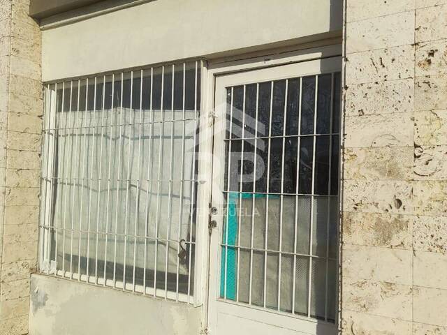 #SGL-153 - Oficina para Alquiler en Punto Fijo - I