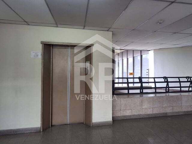 #CRL-037 - Oficina para Alquiler en Barquisimeto - K