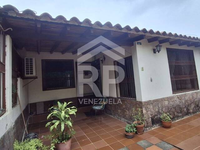 #CRC-048 - Casa para Venta en Barquisimeto - K