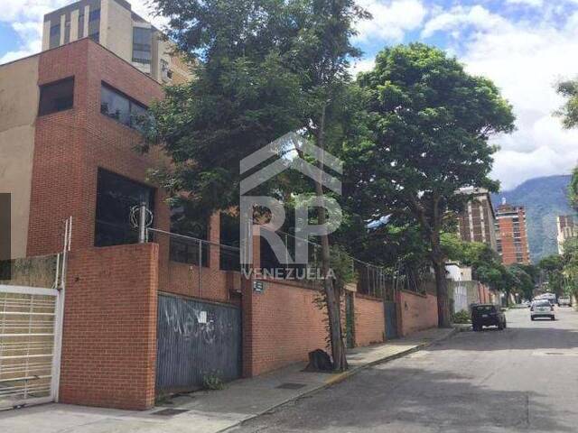 #SME-041 - Edificio comercial para Venta en Caracas - A