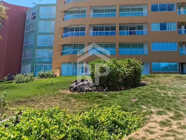 Venta en Urbanización Cimarrón Suites - Paraguachí