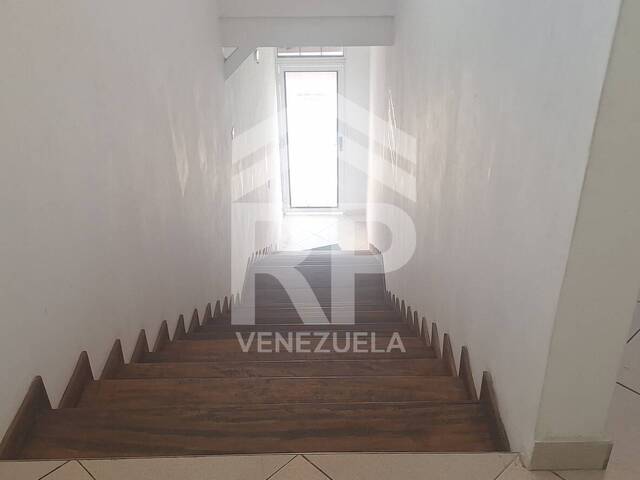 #CRL-040 - Oficina para Venta en Barquisimeto - K