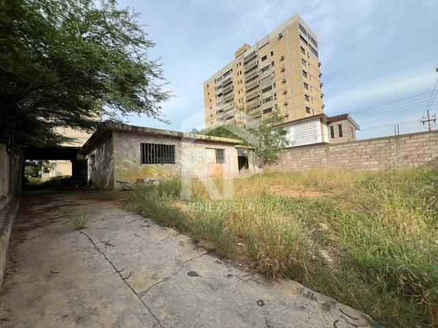 #RVT-001 - Terreno para Venta en Maracaibo - V