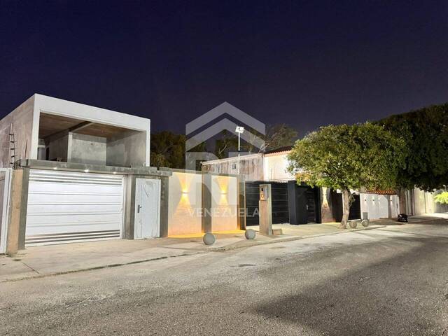 #RVC-001 - Casa para Venta en Maracaibo - V