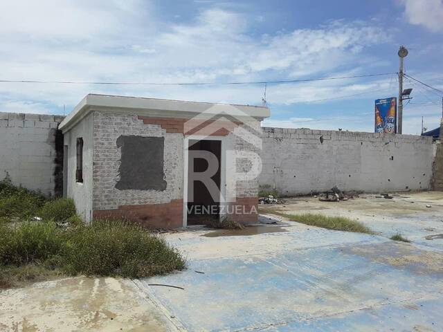 #RVT-002 - Terreno para construcción para Venta en Maracaibo - V