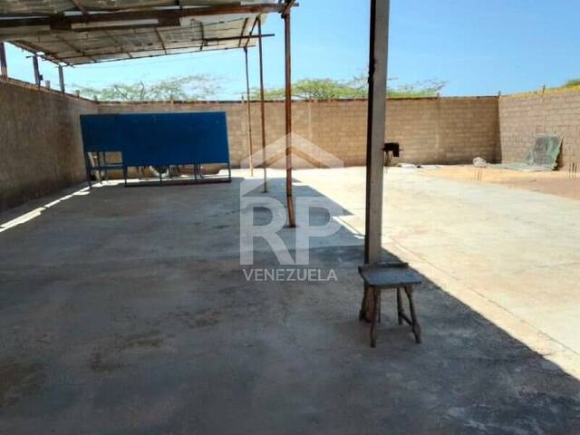Galpón para Venta en Punto Fijo - 5
