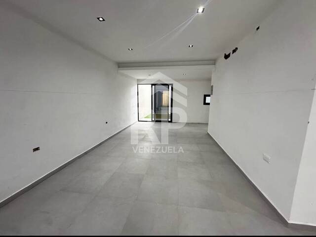 Casa para Venta en Punto Fijo - 5