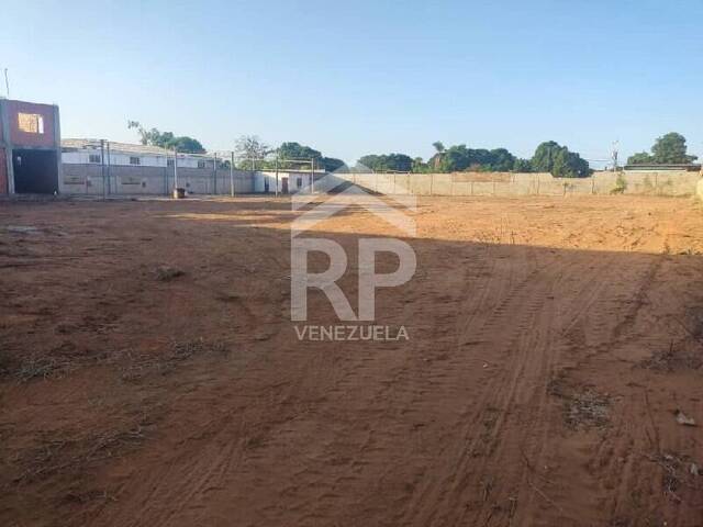 Conjunto Comercial para Venta en Maracaibo - 3