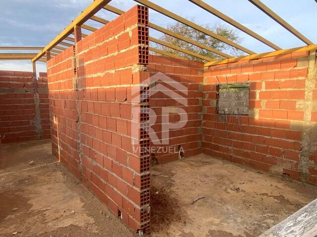#SGT-169 - Terreno para Venta en Santa Cruz de Los Taques - I