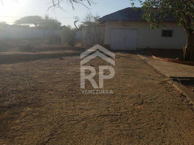 #SGT-168 - Área para Venta en Punto Fijo - I