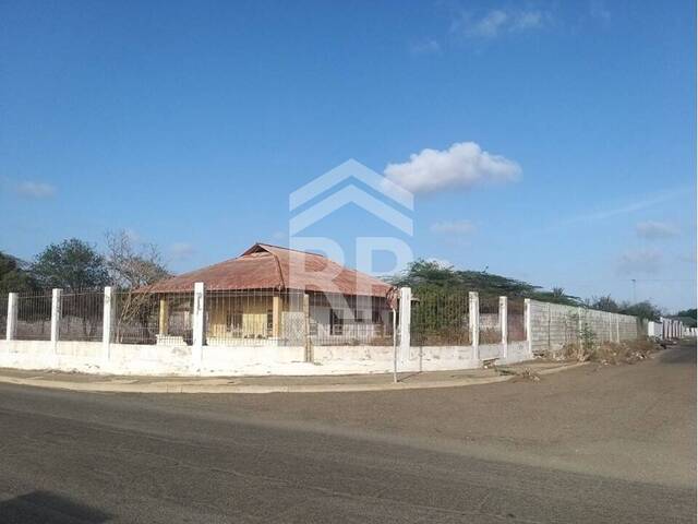 #SGT-168 - Área para Venta en Punto Fijo - I