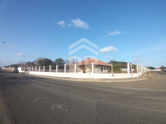 #SGT-168 - Área para Venta en Punto Fijo - I